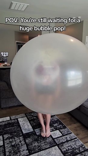 World's Largest Bubblegum Bubble Challenge! 🌍🍬