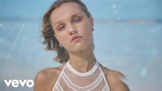 Pudéndüm - CTRŁ (feat. Anya) (Official Music Video) - Videoclip.bg