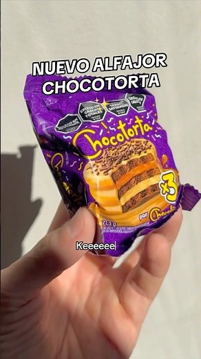 Trying the new CHOCOTORTA alfajor 🧉🫦🧉 #alfajor #chocotorta #alfajorchocotorta #alfajores