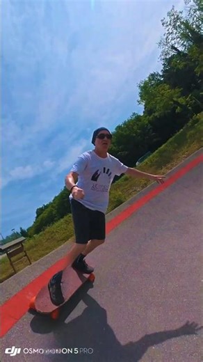 Pure Flow – Skateboarding the Pumptrack #pumptrack #skateboarding