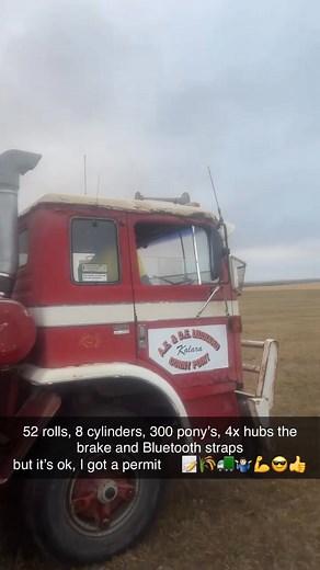 Snap of hay carting last week, quick load in between jobs an high moisture 🤯🤷🏻‍♂️🌾🚛💪😎👍 | Kalara Pastoral & Contracting