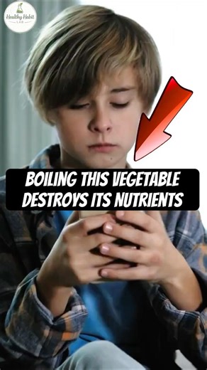 Boiling This Vegetable Destroys Its Nutrients