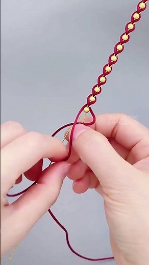Basic Bead Weaving Tutorial - Simple & Beautiful #diy #crafting #bracelets 【DIY Bracelets】