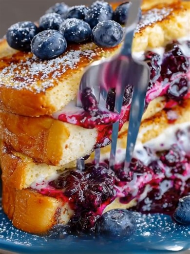 Blueberry Stuffed French Toast 😍 | Flavors unlocked