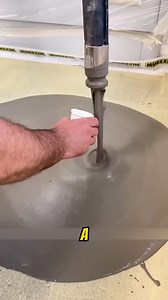 How self-leveling cement creates a smooth, mirror-like floor #diy #working #machine | ᴛᴇᴍᴀᴢᴏꜱ ᴘᴀʀᴀ ᴄᴏᴍᴘᴀʀᴛɪʀ