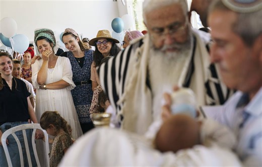 Pourquoi la circoncision est-elle tolérée en France, contrairement à l’excision ?