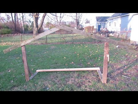 Making a cheap inexpensive stable for an outside Nativity Scene!