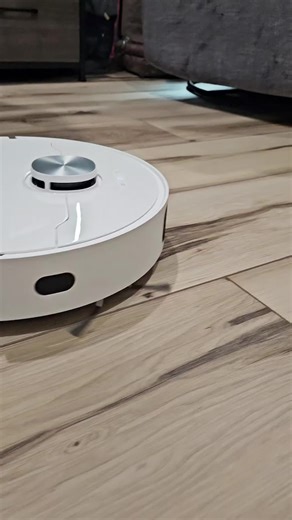 Pet hair doesn’t stand a chance 😳 This robot vacuum literally saw the fur and went after it. The self-cleaning base is my Roman Empire. Tap the cart while it’s still on sale! #robotvaccuum #smartcleaning #TikTokShopCreatorPicks #TikTokShopBlackFriday #TikTokShopCyberMonday