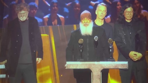 SOUNDGARDEN Reunites For Performance At ROCK AND ROLL HALL OF FAME Induction (Video)