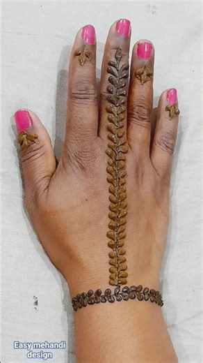 simple mehandi design #trending #mehndi #ytshorts #mehndidesign #shorts