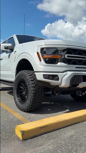 Arena Wheel Co. / Ford F150 / Mission (Style# A103)