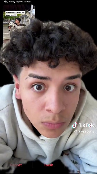 Child support? No. Wizz app. @Wizz App #wizzapp | wizz app