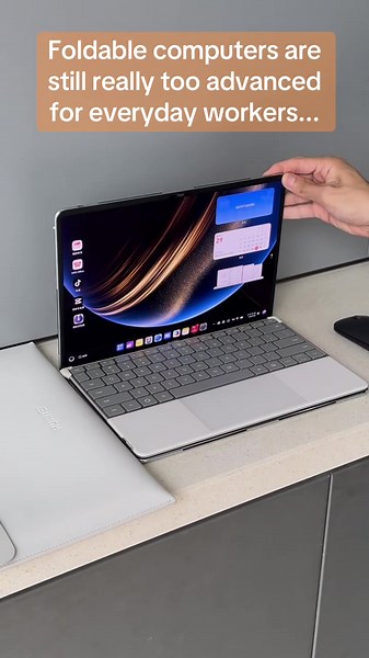 The Future of Foldable Computers Explained