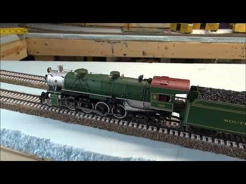 Review: Broadway Limited USRA Light Mikado 2-8-2 Steam #4501