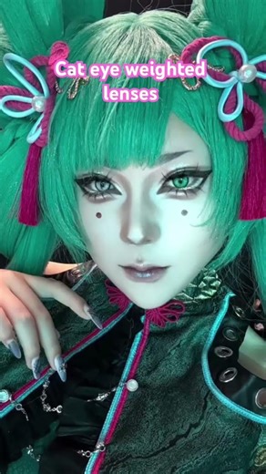 Cat eye weighted lenses #lenspoison #anime #contactlenses #cateye #weightedlenses