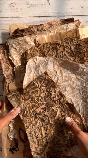 When you start experimenting, you just can’t stop! 😄 Last time, I shared the brown-paper art journal I made from simple paper bags — if you haven’t seen it yet, go check it out! This time, I kept playing with those same brown paper bags and ended up creating these beautiful textured papers using a super-simple momigami-inspired technique. Not the full traditional method — no conditioner or oil — just crunch the paper, add some paint, give it a spray, and that’s it! If you love texture as much a