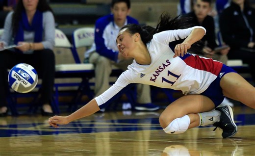 Kansas volleyball hires Ainise Havili as an assistant coach