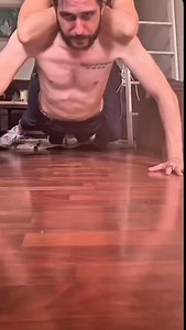 perfect form pushups @kai._fit | KAI