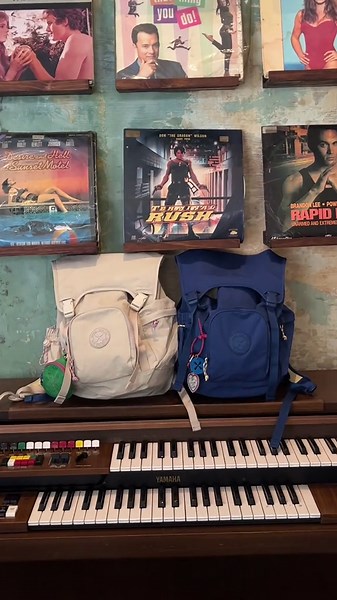 Friendship goals is when you got matching bags with BFF 😜🙌 Check out the cart to match the bags 🎒 #guncang77 #backpack #rekomendasitas #ExsportBags #BringYourSelfOut