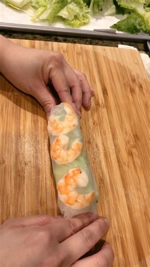 Delicious Homemade Salad Rolls Recipe
