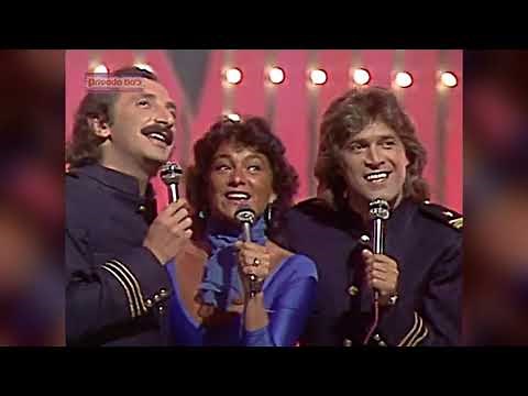 *QUE SERÁ* (Cosa Sei) - RICCHI E POVERI - 1984 (RM)