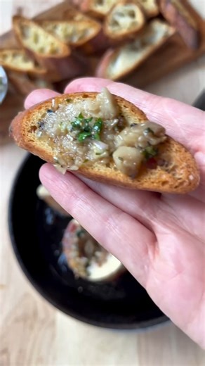 #ad I partnered with The Honest Bison to create this cozy, flavorful appetizer that’s perfect for a snowy weekend or a romantic dinner for two. Made with their humanely raised bison and simple, wholesome ingredients, this recipe comes together in about 30 minutes but tastes like you spent hours in the kitchen. It’s rich, comforting, and impressive in the easiest way. This is the kind of dish that proves you don’t need anything complicated to make something special, just good ingredients and a li