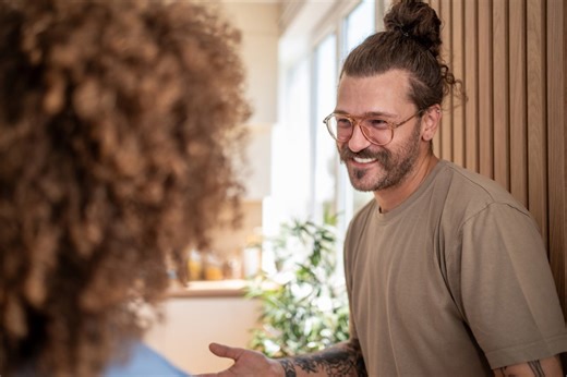 What is the ‘Solid Snake’ method? This trick could save your social life