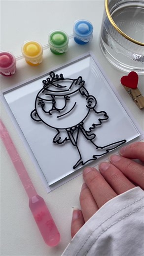 Lola loud 🌸 Hi, I would be very pleased if you write what I should draw next☺️ #us #stainedglass #painting #drawingtutorial #TheLoudHouse