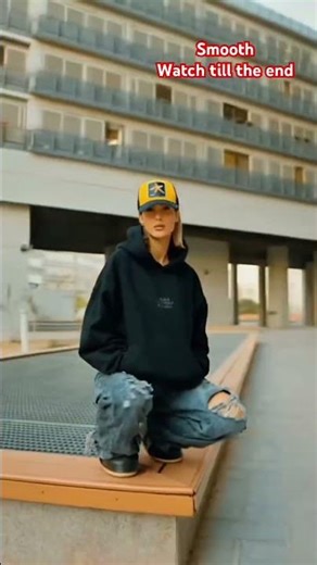 City Girl Fashion Style: Trendy Outfits & Streetwear Inspiration” #citystyle #cityfashion