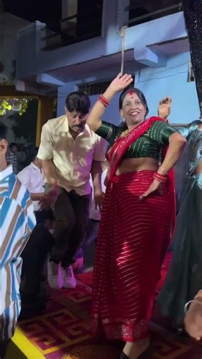 Gori Nache Gori Nache🕺#dance #mukesh #virafdance #viralshort #shortsfeed #shortvideo