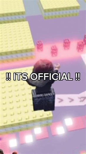 What do u guys think ?? 😭😭😭#robloxfyp #viral #foruyou #childhood