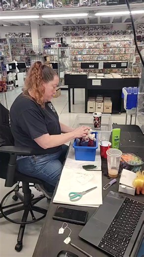 Amanda in My Little Pony spa day! | The Batcave Comics & Toys