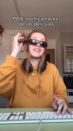La Chica Hacker de las Películas: Parte 2
