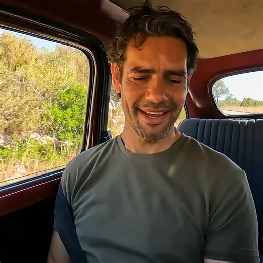After 52 years with one owner, three generations of SEAT experts help bring this Spanish icon back to life! 🇪🇸🚗 #WheelerDealersWorldTour | Discovery Channel UK