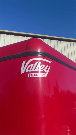 🐂 VALLEY LIVESTOCK TRAILERS 🐎 Built for the haul, built for the herd 💪 Smooth ride • Heavy-duty gates • Ranch-ready Perfect for cattle, horses, and everything in between. If you move livestock, this is the trailer you want 🔥 📍 Black River Outdoors – Hattiesburg, MS 💥 Financing available 💥 Rent-to-Own options “Don’t be wack — come see Jack” 😎 #ValleyTrailers #LivestockTrailer #RanchLife #FarmLife #CattleHauler