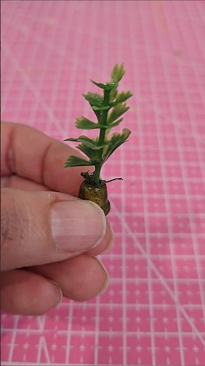 DIY Miniature Tree 🌳 Dollhouse Garden Decor | Tiny Craft Tutorial