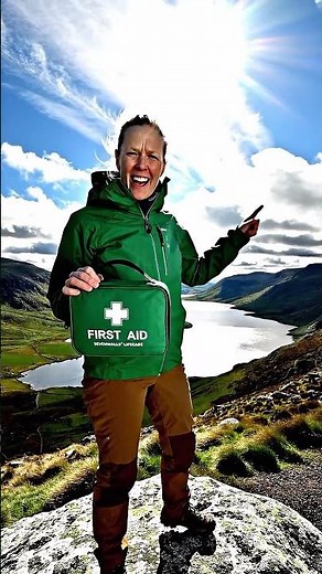 Hiking Essentials You Shouldn’t Forget – First Aid Kit for Travel & Adventure