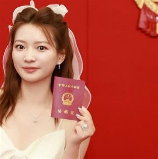 Kisah Pebulu Tangkis Supercantik Peraih Gelar Terbanyak Sepanjang Masa Huang Yaqiong, Dinikahi Anak Sulung Hendra Setiawan : Okezone Sports