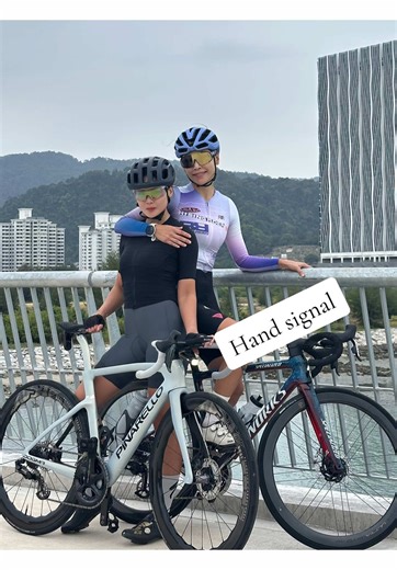 Understanding Hand Signals in Cycling Miscommunication