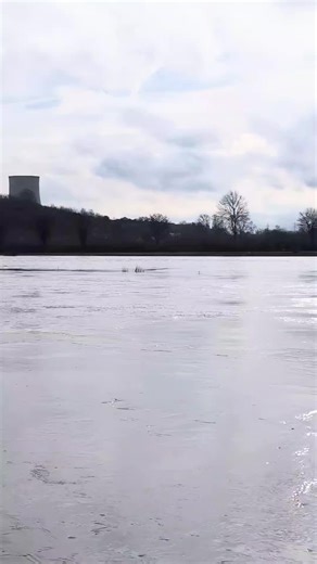 Flooding at Trent Lock The junction of the River Trent, River Soar, Erewash Canal & Cranfleet Cut all in extreme flood conditions. Flooding here can happen any year and is nothing new although on this occasion it was extremely high. Monday February 9th 2026 #flooding #floods #river #trent #rain