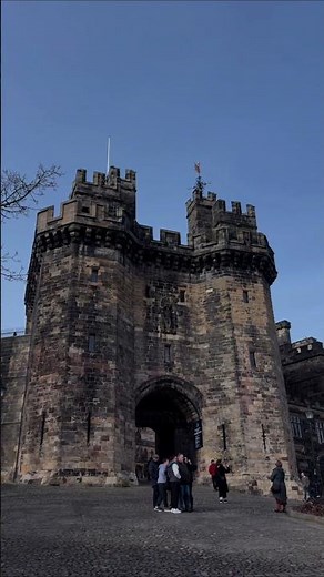 Lancaster Castle, the historic medieval beauty of England 🏰✨️