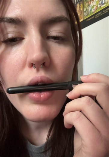 Exploring ASMR Pen Noms with Frivolous Fox Inspiration