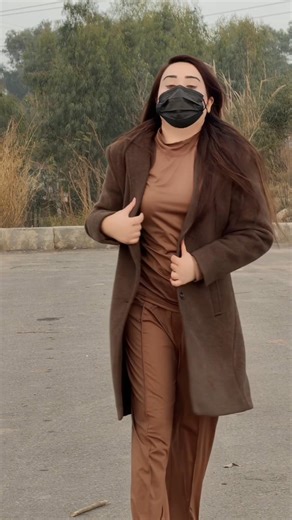 Brown Fit, Bold Attitude 😍 | Winter Street Style Vibes”#BrownOutfit#WinterStyle#StreetStyle