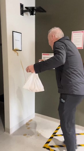 Hilarious Prank Results in a Scared Reaction 😂