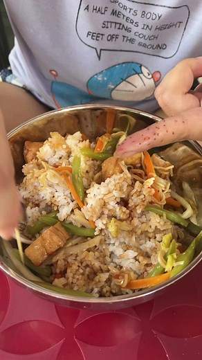 Exploring Different Diets with Nay and Ngoc Duyen