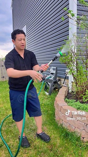 Give your plants the upgrade they deserve 🌿💦 This RESTMO watering wand makes every corner easy to reach with its 180° swivel head and 7 spray modes—perfect for hanging baskets, shrubs, and everything in between. Durable, easy to control, and seriously satisfying to use. #Gardeningtools #wateringwand #GardenLife #PlantLover #TikTokShopSpringGlowUp