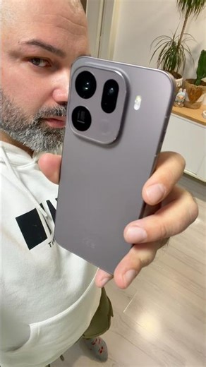OPPO Find X9 Pro 5G: 200MP e 7500mAh 🔥 Il nuovo TOP è assurdo! #shorts