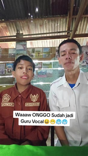 Giliran Onggo Mengajarkan Gurunya Teknik Vokal