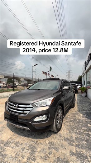Hyundai Santa Fe 2014 for Sale in VGC