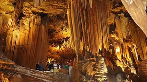 Woman dies after falling 100 feet in Virginia cave